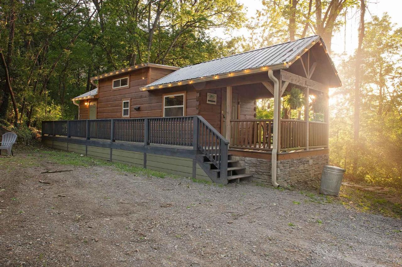 Thomas Cabin Forest Tiny Cabin With Hot Tub Chattanooga Exterior foto